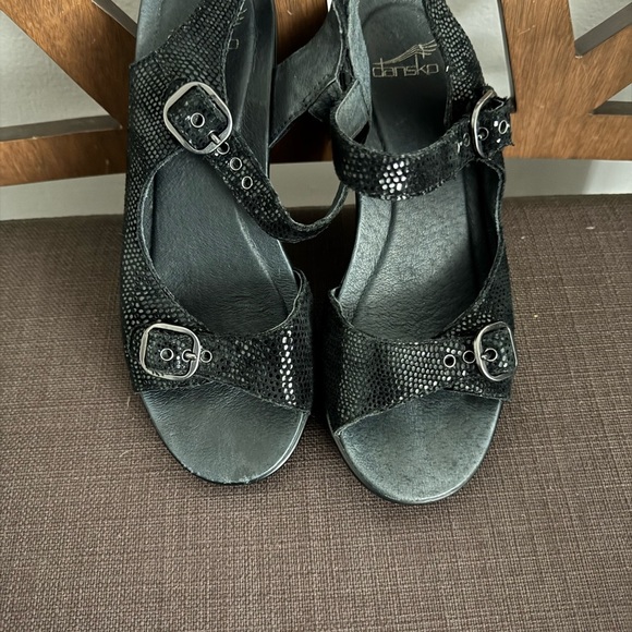Dansko June Platform Sandals Size 36 (US) Black Lizard Leather Buckle - Picture 5 of 16